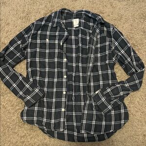 GAP Women's Black Plaid Button Down Shirt